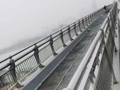 不銹鋼護(hù)欄